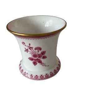 Spode Gloucester Pattern in Red Demitasse Cup 2 1/2 inches tall Bone China.
